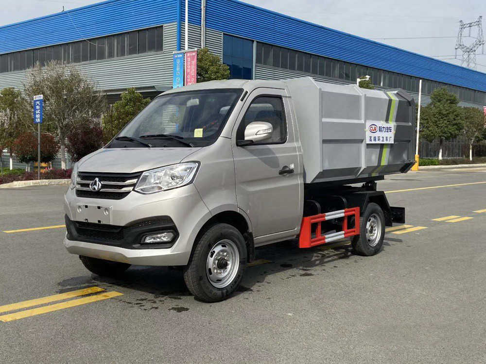 國(guó)六3方 藍(lán)牌長(zhǎng)安 掛桶垃圾車